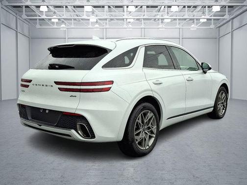 2025 Genesis GV70 2.5T
