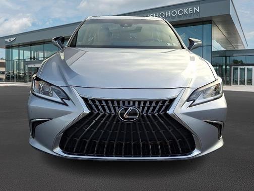 Iridium 2023 Lexus ES 350