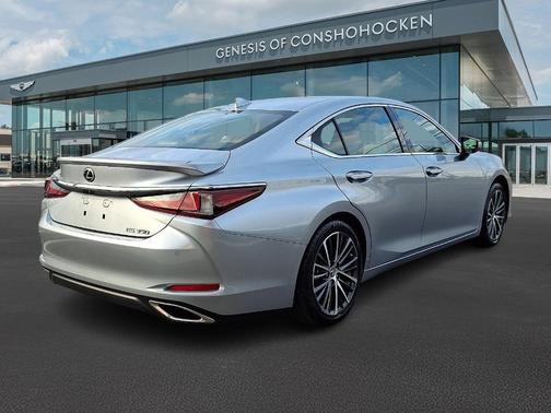 Iridium 2023 Lexus ES 350