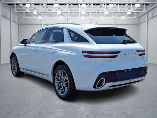2025 Genesis GV70 2.5T