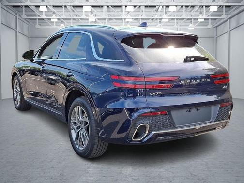2025 Genesis GV70 2.5T