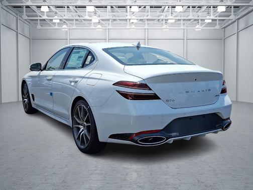 2026 Genesis G70 2.5T Prestige