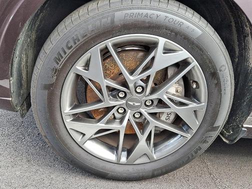 2023 Genesis GV70 2.5T