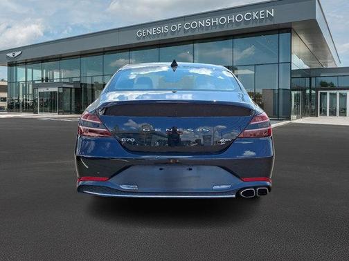 2022 Genesis G70 2.0T