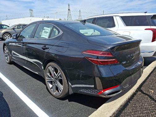 2025 Genesis G70 3.3T Sport Advanced
