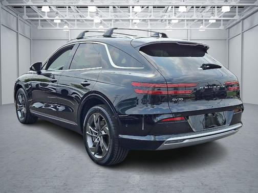 2025 Genesis Electrified GV70 Advanced