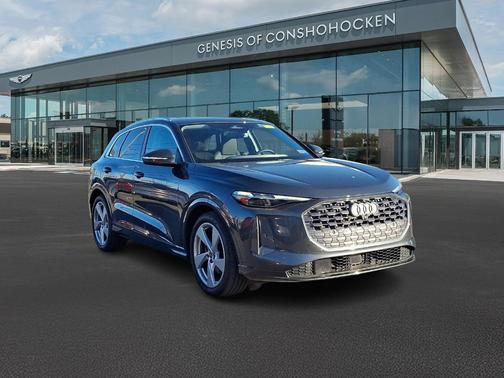 Tambora Gray Metallic 2025 Audi Q5 2.0T quattro Premium