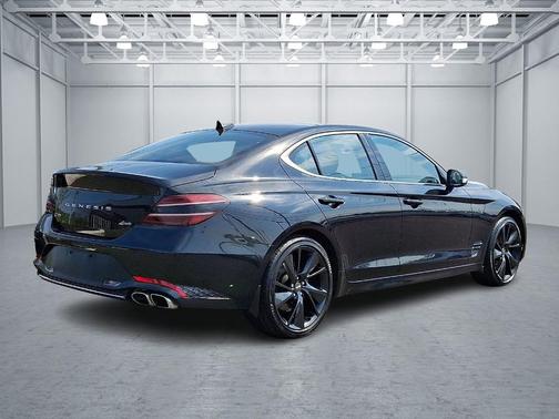 2023 Genesis G70 2.0T