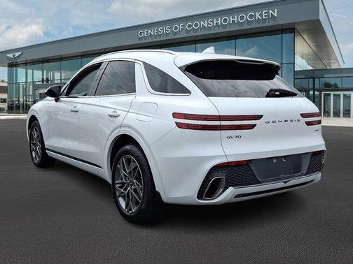 2022 Genesis GV70 2.5T
