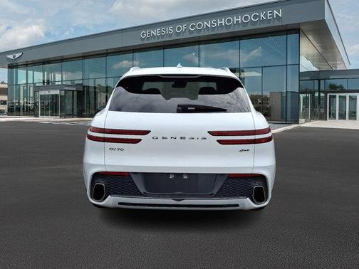 2022 Genesis GV70 2.5T