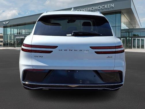 2026 Genesis GV70 2.5T Select