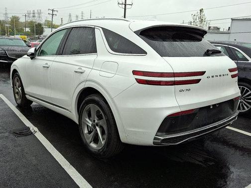 2026 Genesis GV70 2.5T
