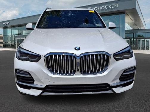 Mineral White Metallic 2019 BMW X5 xDrive40i