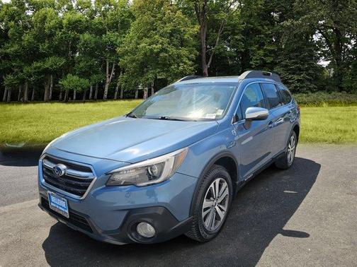Hertiage Blue 2018 Subaru Outback 3.6R Limited