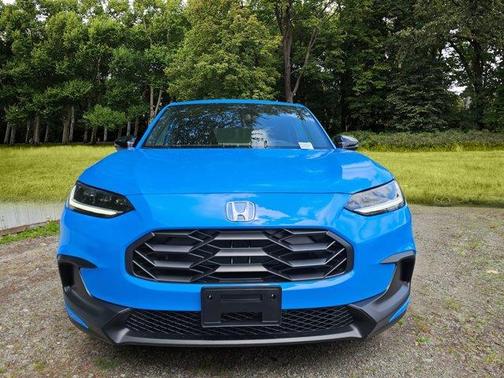 Boost Blue Pearl 2027 Honda HR-V Sport