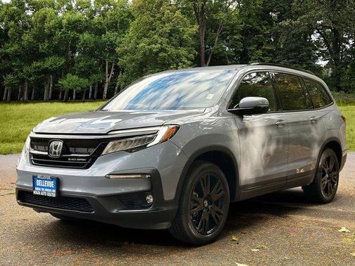 Sonic Gray Pearl 2022 Honda Pilot Black Edition