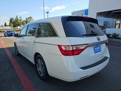 White Diamond Pearl 2013 Honda Odyssey EX-L
