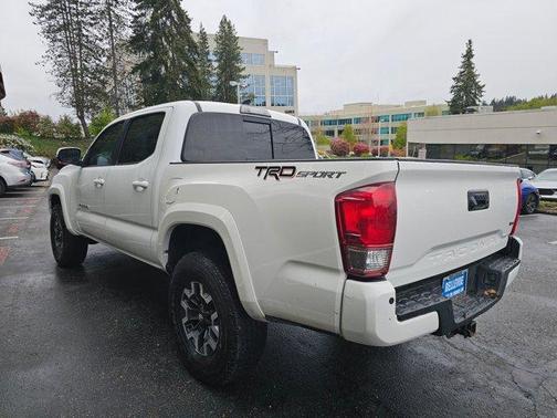 Super White 2017 Toyota Tacoma TRD Sport