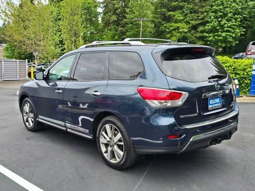 Arctic 2015 Nissan Pathfinder Platinum