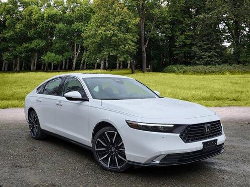 Platinum White Pearl 2025 Honda Accord Hybrid Touring