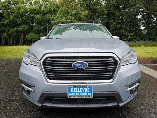 Ice Silver Metallic 2022 Subaru Ascent Touring 7-Passenger