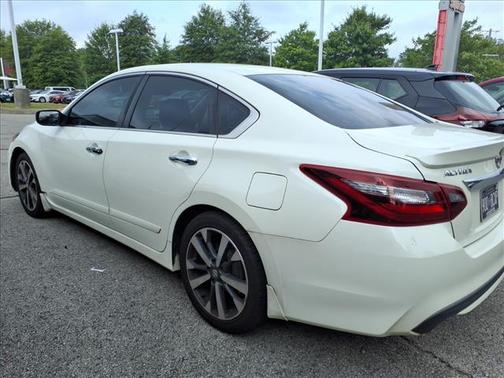 2017 Nissan Altima 2.5 SR