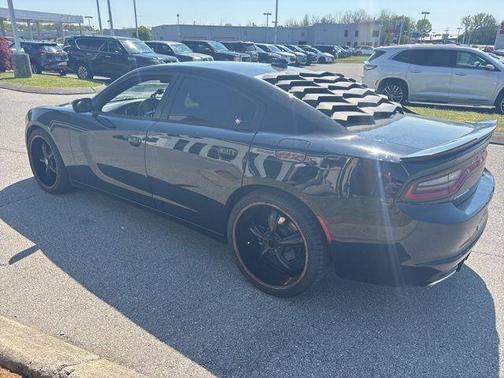 2016 Dodge Charger SXT