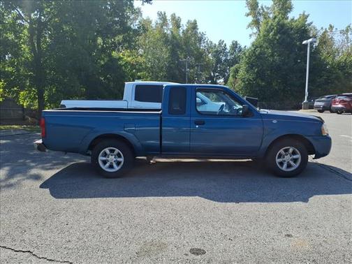 2002 Nissan Frontier XE King Cab