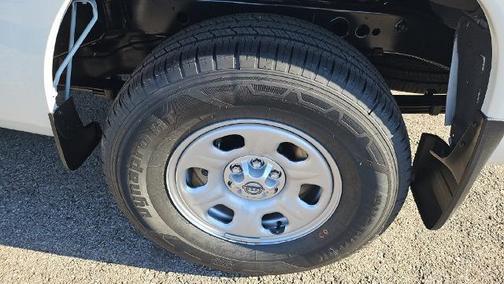 Glacier White 2027 Nissan Frontier S