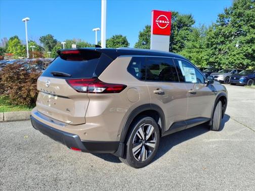 2025 Nissan Rogue SL