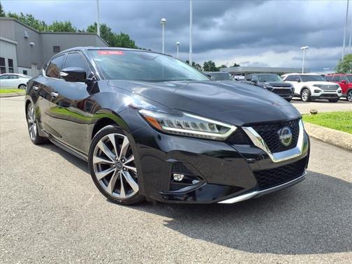 2023 Nissan Maxima Platinum