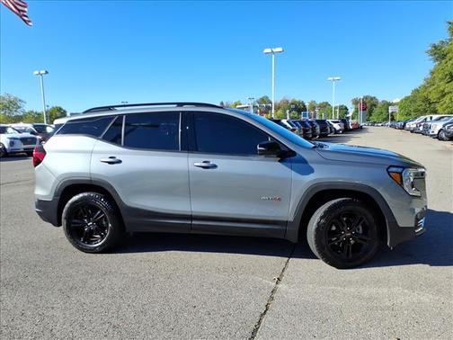 2023 GMC Terrain AT4