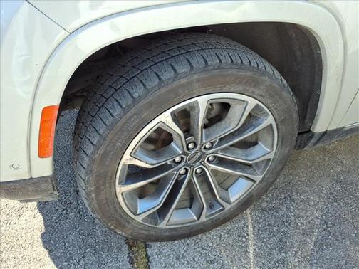 2022 Jeep Grand Wagoneer Series III