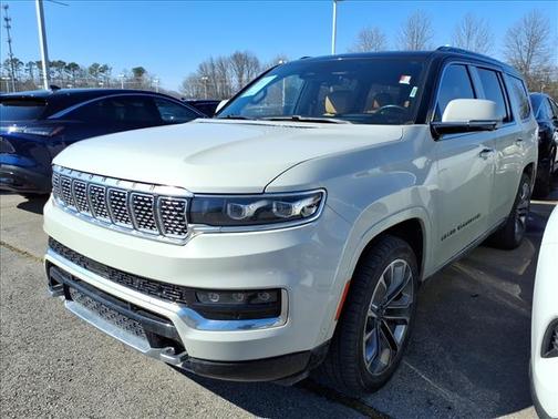 2022 Jeep Grand Wagoneer Series III