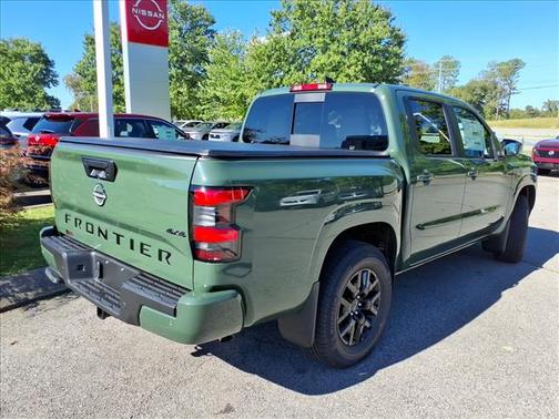 2026 Nissan Frontier SV