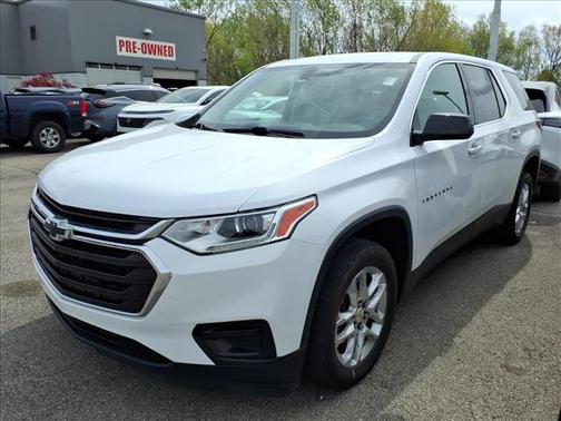 Summit White 2019 Chevrolet Traverse LS