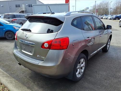 2011 Nissan Rogue SV