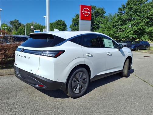 2025 Nissan Murano SL