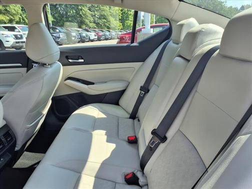 2024 Nissan Altima 2.5 SL
