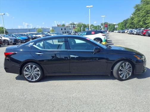 2024 Nissan Altima 2.5 SL