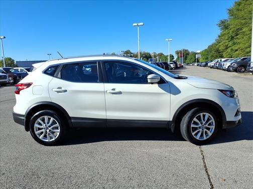 2020 Nissan Rogue Sport SV