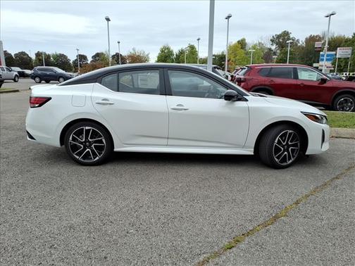 2025 Nissan Sentra SR