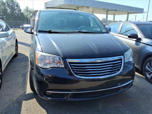 2015 Chrysler Town & Country Touring-L