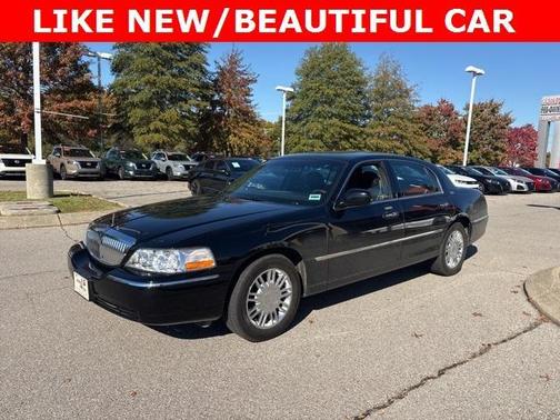 2008 Lincoln Town Car Signature Limited