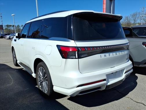 2025 INFINITI QX80 SENSORY