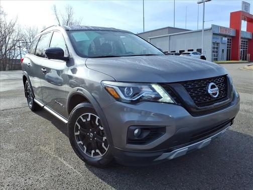 2019 Nissan Pathfinder SL