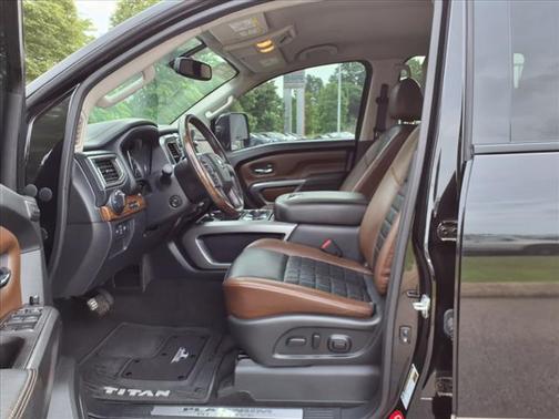 2019 Nissan Titan XD Platinum Reserve
