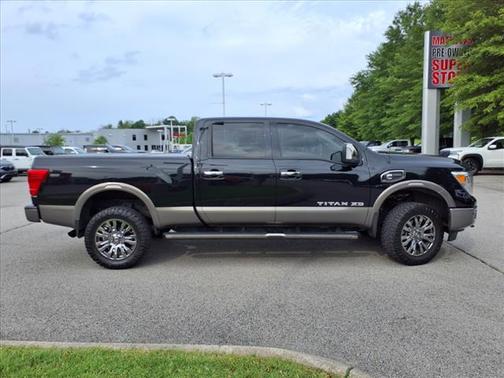 2019 Nissan Titan XD Platinum Reserve