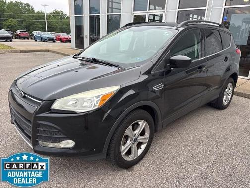 Tuxedo Black 2015 Ford Escape SE
