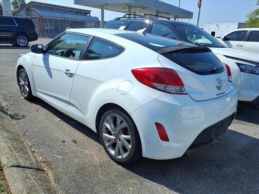 2016 Hyundai Veloster Base